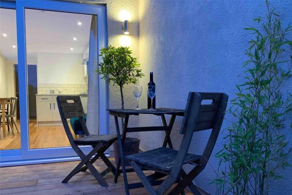 Ashcroft Apartment - Small Home Away From Home Ashburton Buitenkant foto