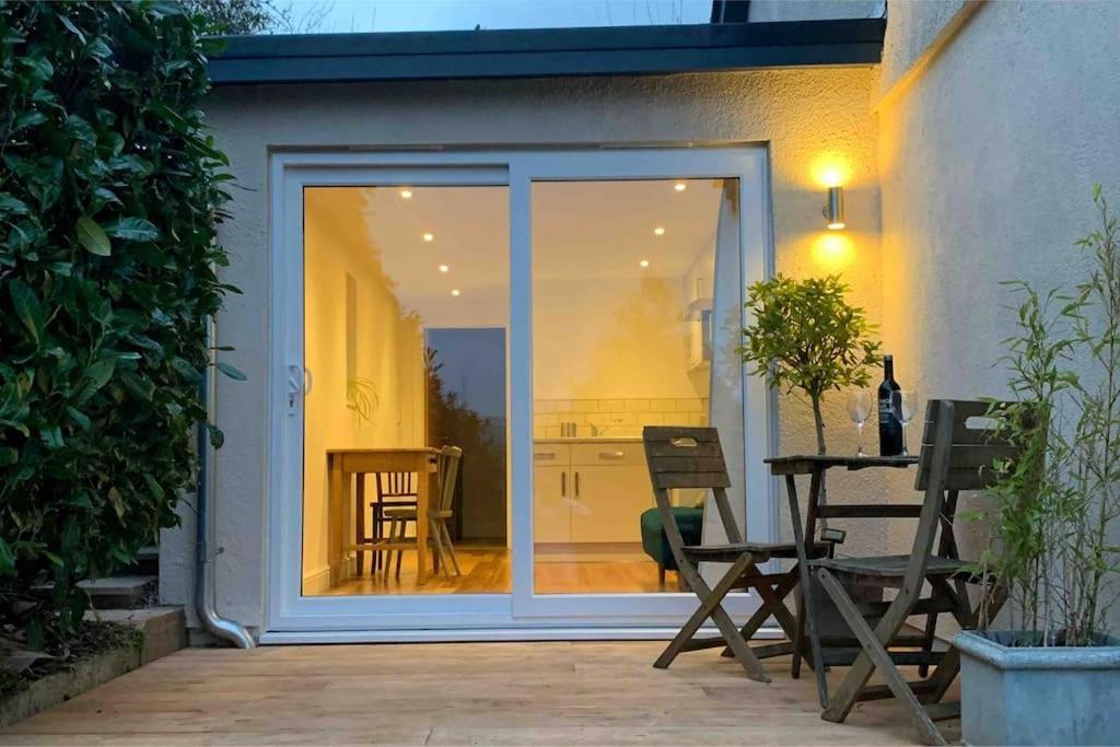Ashcroft Apartment - Small Home Away From Home Ashburton Buitenkant foto